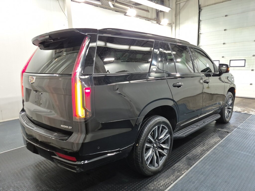 Used 2023 Cadillac Escalade 4WD Sport SUV