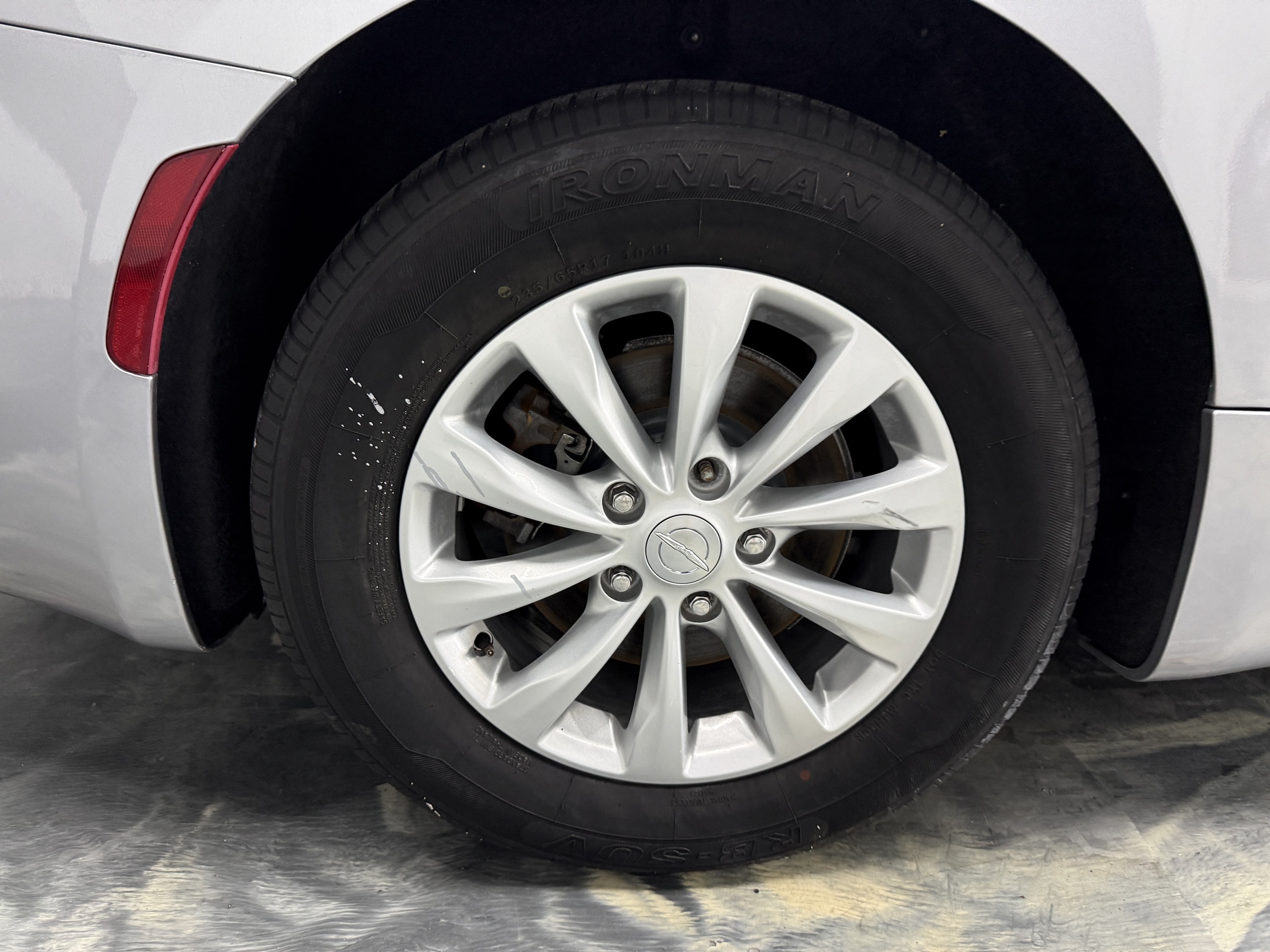 2018 Chrysler Pacifica Touring L - Photo 25