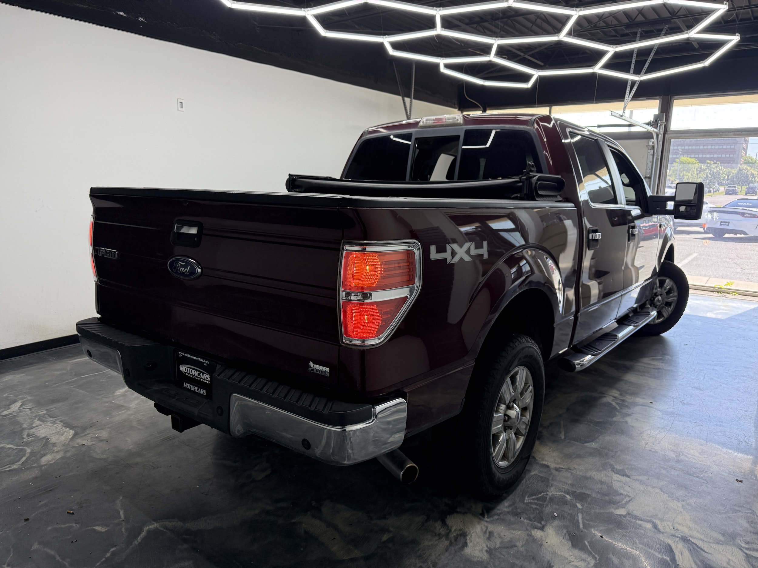 2010 Ford F-150 XLT - Photo 7