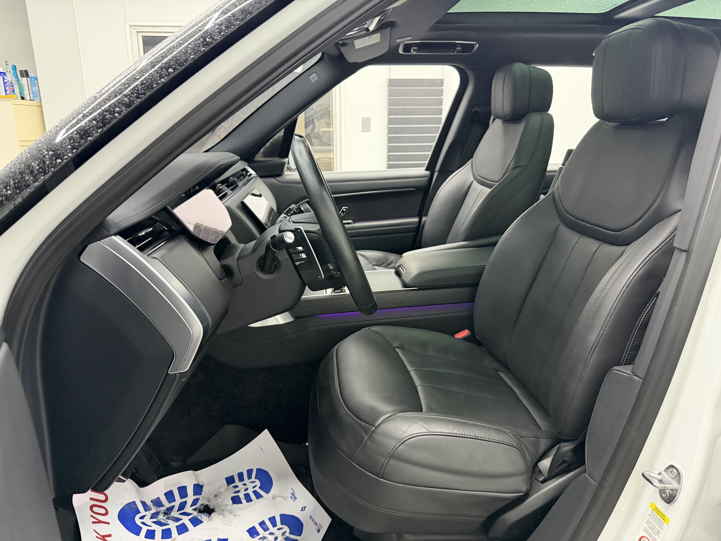 2023 Land Rover Range Rover SE - Photo 22
