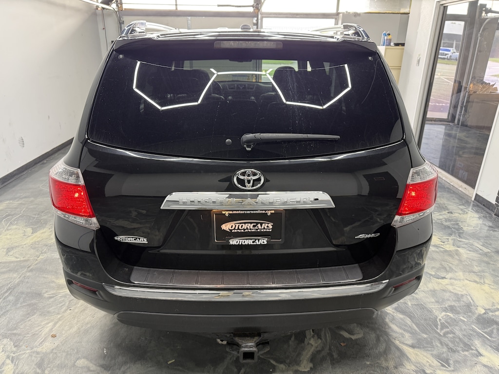Used 2012 Toyota Highlander Limited SUV