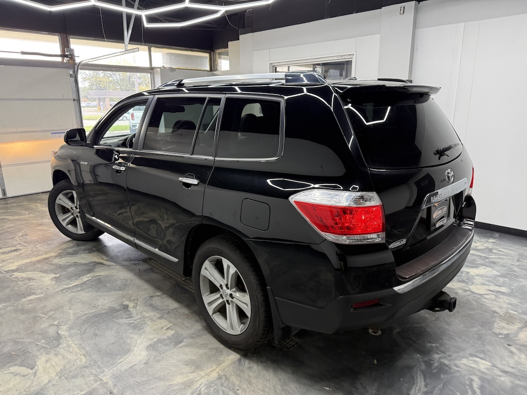 Used 2012 Toyota Highlander Limited SUV