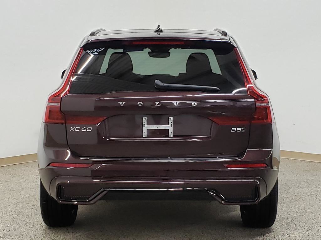 2026 Volvo XC60 Core - Photo 4