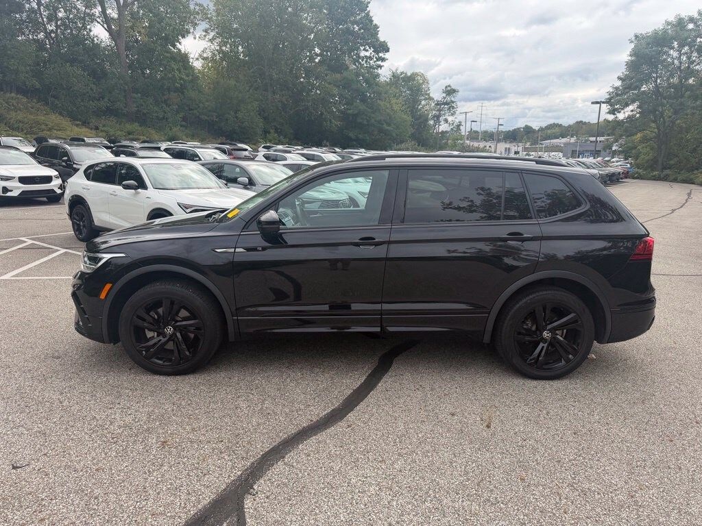 Used 2023 Volkswagen Tiguan 2.0T SE R-Line Black SUV