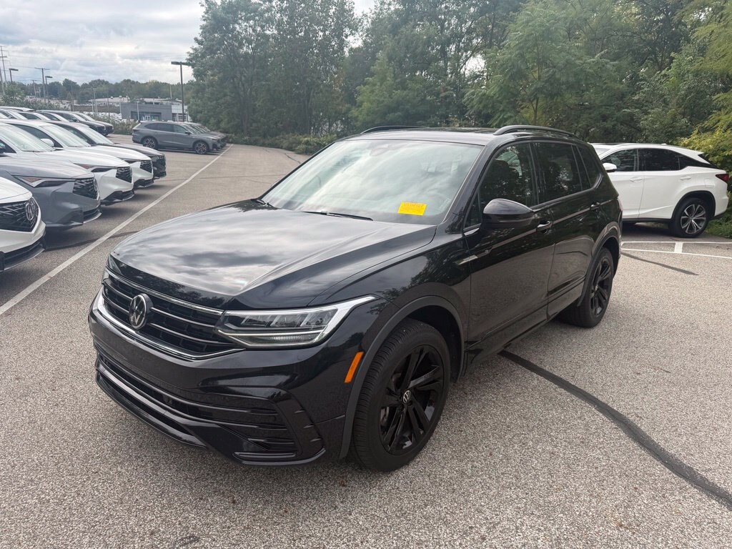 Used 2023 Volkswagen Tiguan 2.0T SE R-Line Black SUV