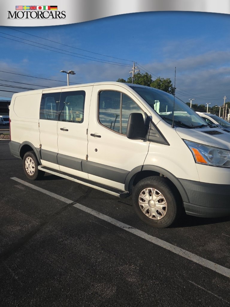 2015 Ford Transit Base