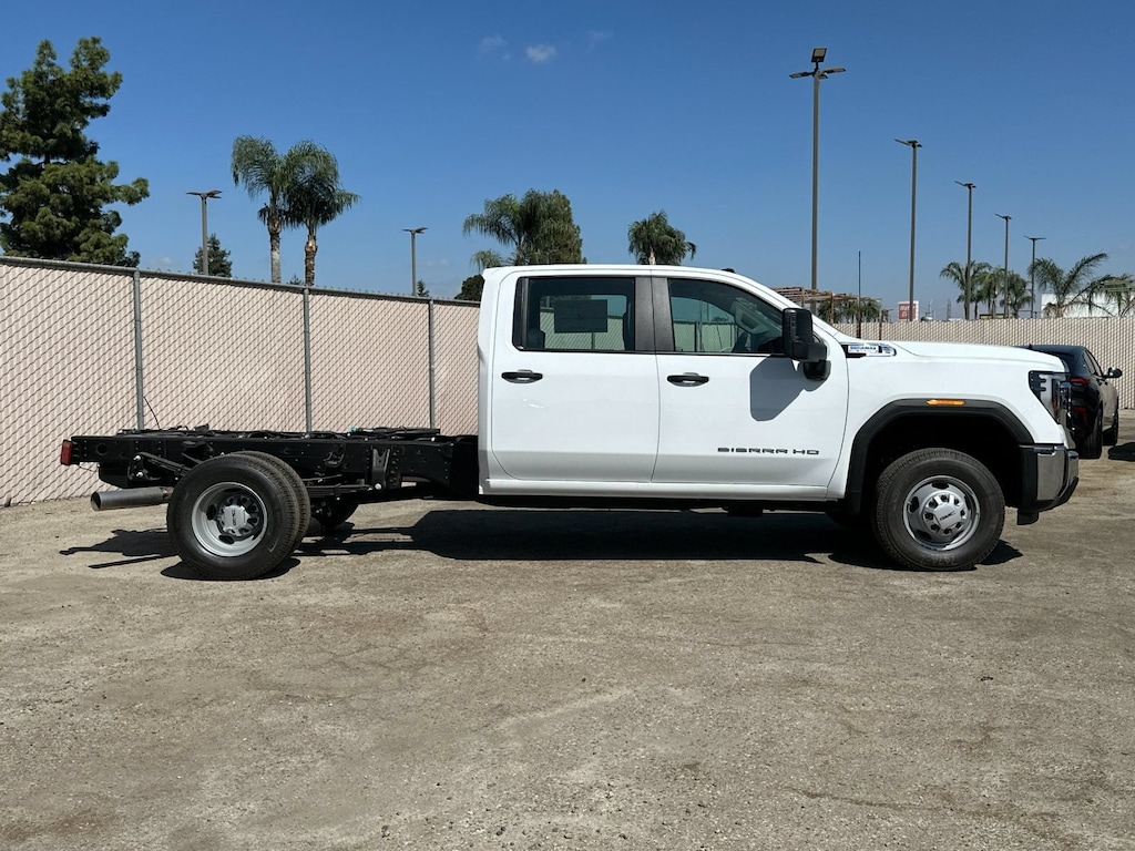 New 2026 GMC Sierra 3500 HD Chassis Cab Pro Truck