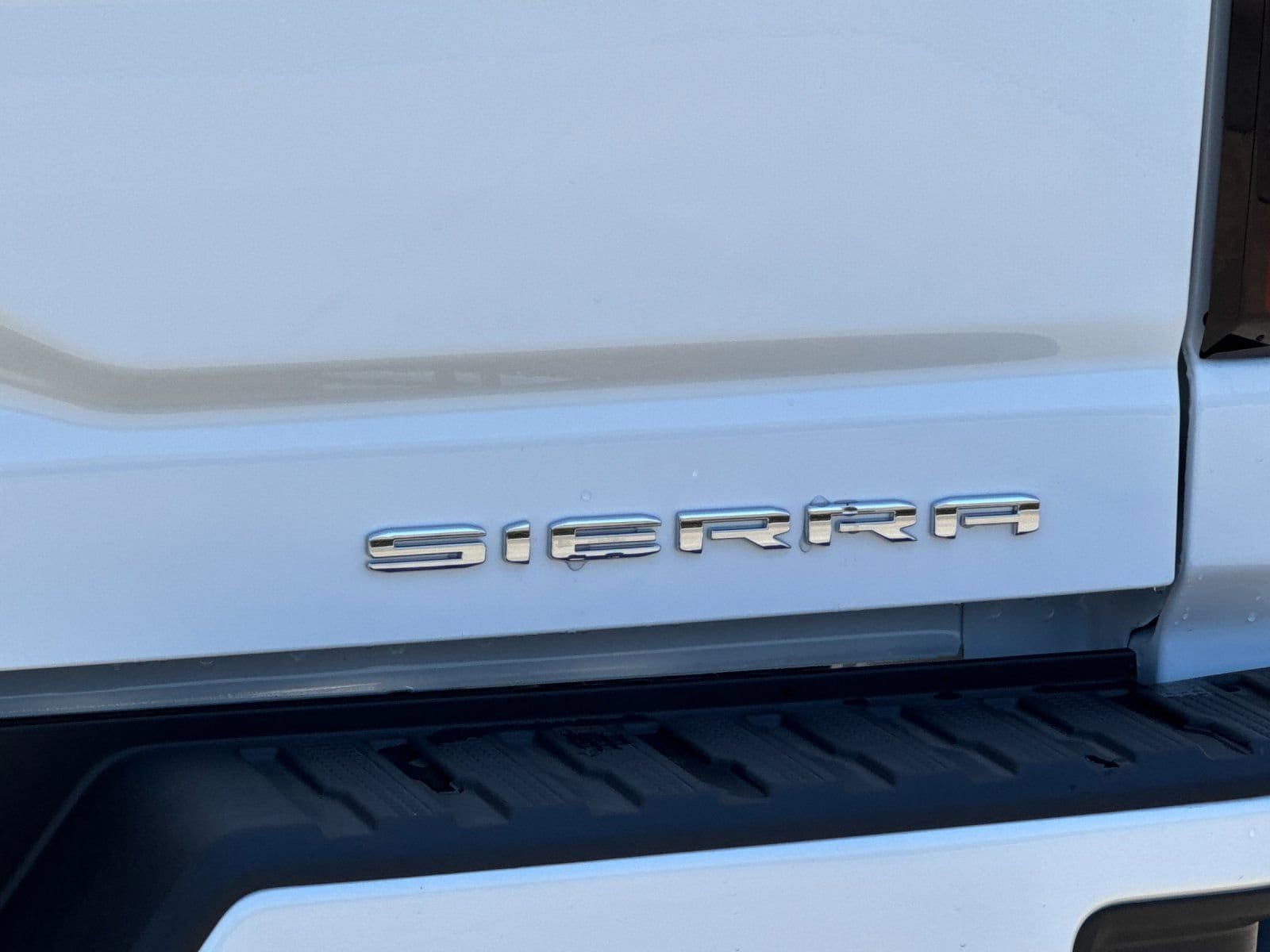 2026 GMC Sierra 3500HD Denali - Photo 24