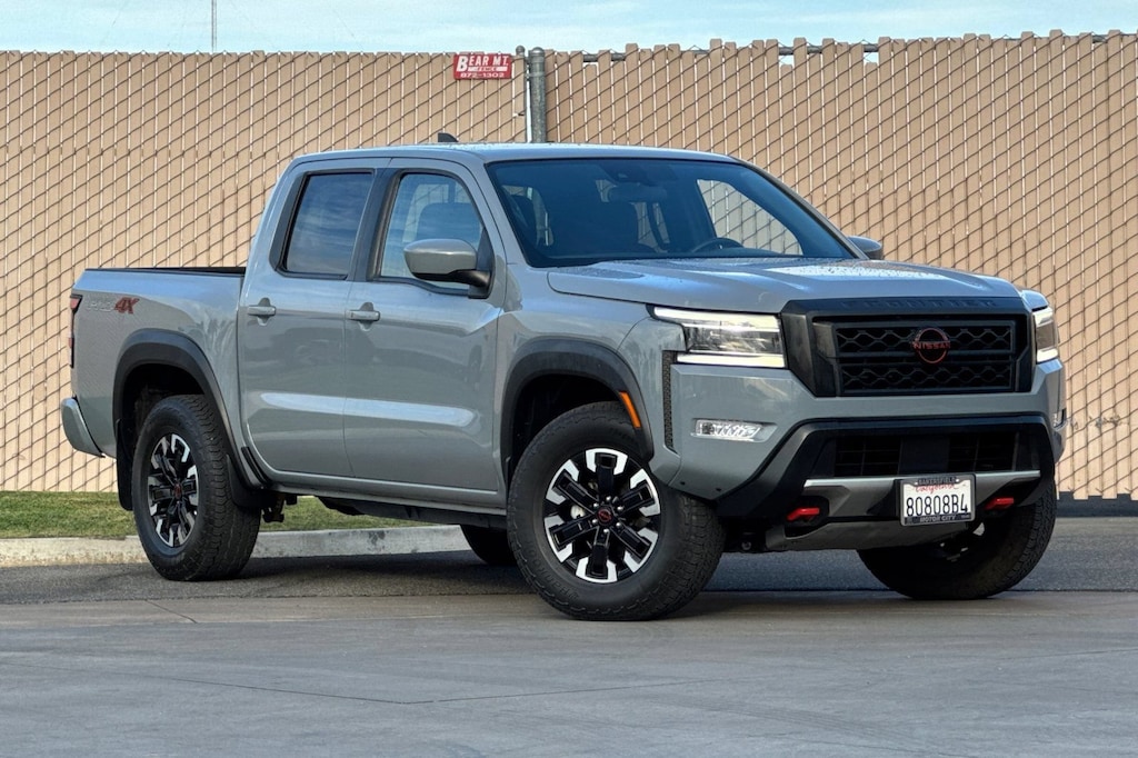 Used 2024 Nissan Frontier Crew Cab PRO-4X 4x4 Truck