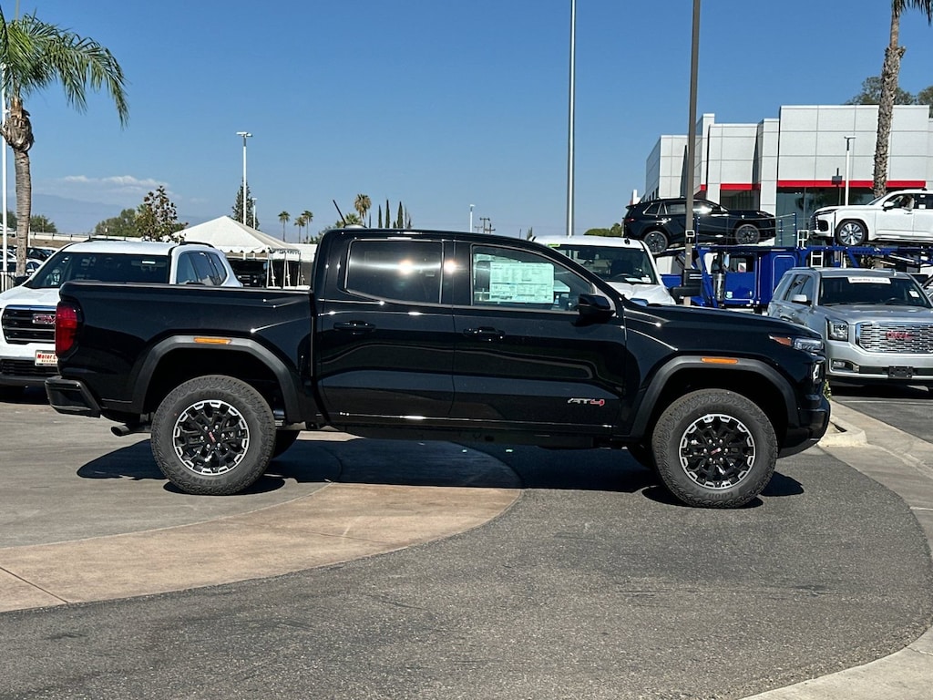 New 2026 GMC Canyon AT4 Truck