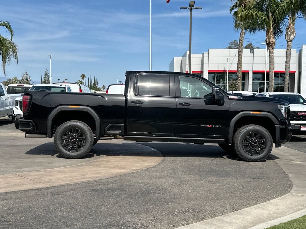 New 2026 GMC Sierra 2500 HD AT4 Truck