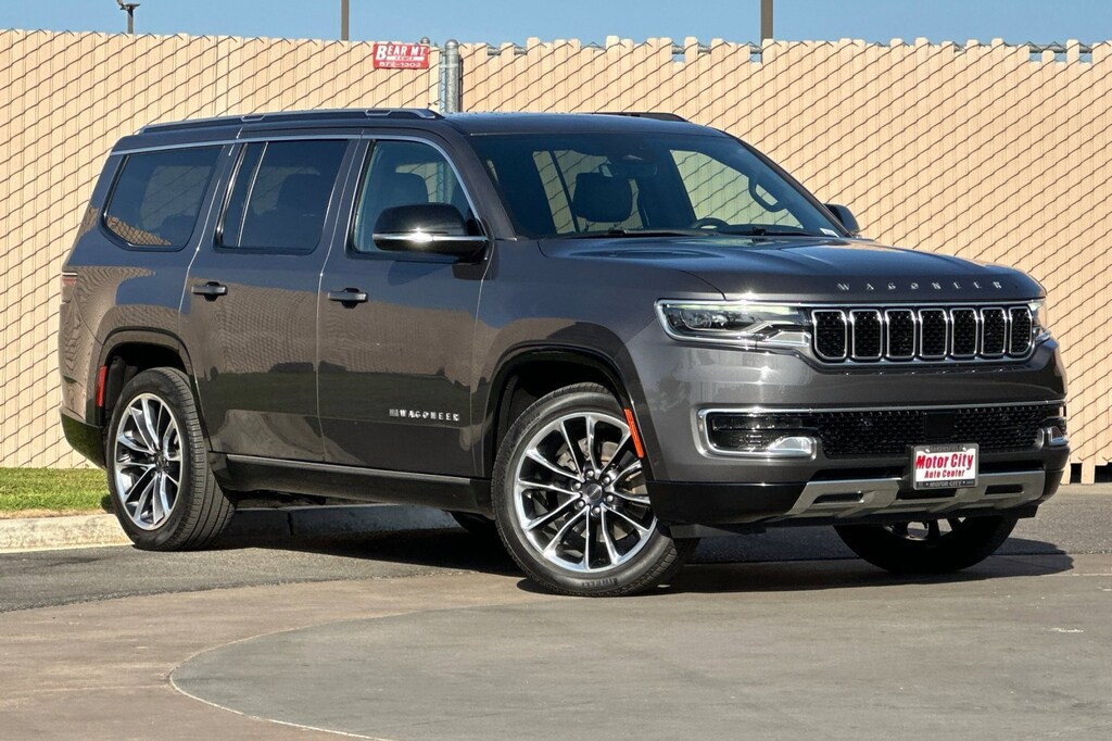 Used 2023 Jeep Wagoneer Series III 4x4 SUV