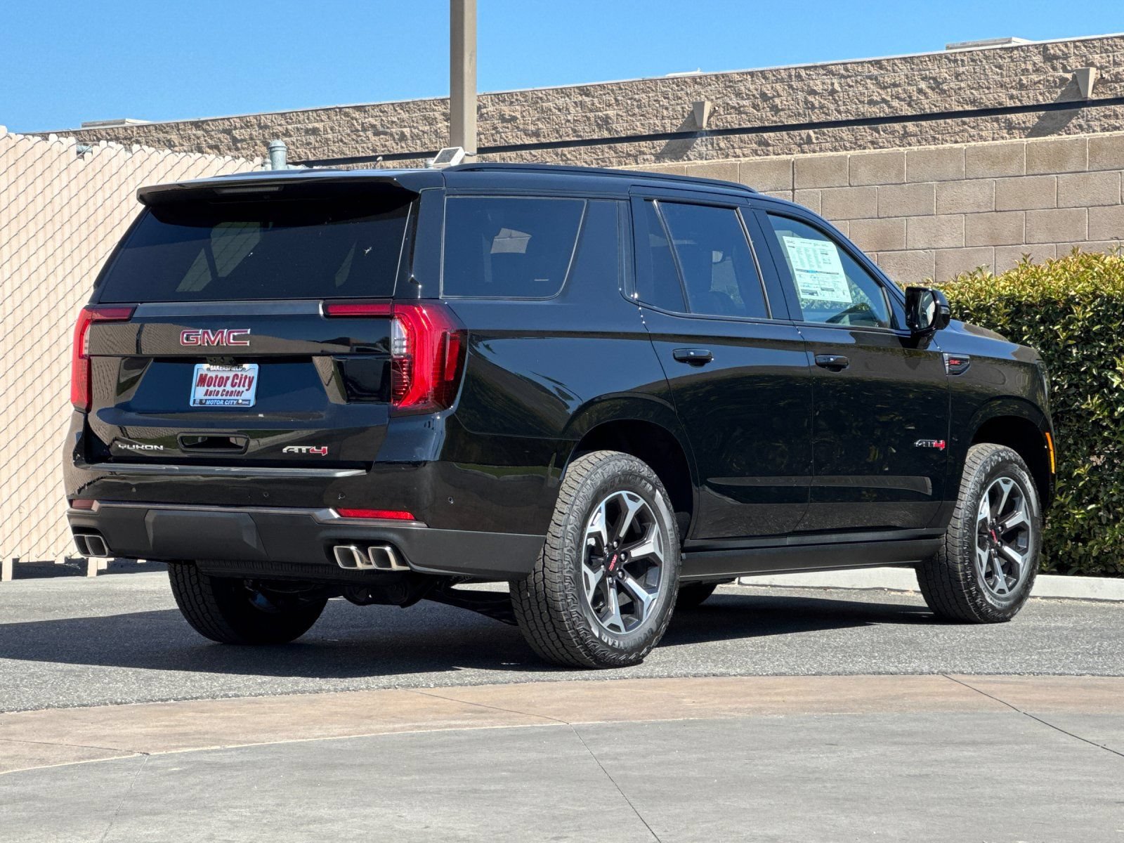 New 2026 GMC Yukon AT4 Ultimate SUV