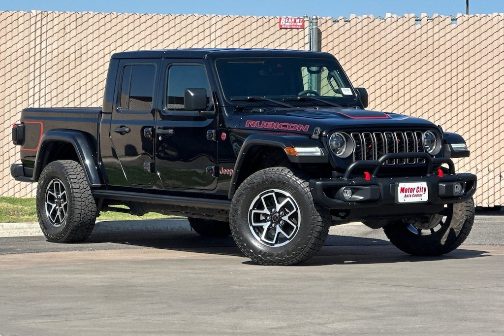 Used 2024 Jeep Gladiator Rubicon Truck