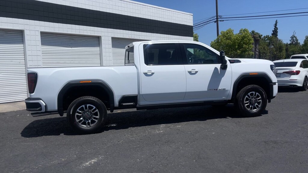 New 2026 GMC Sierra 2500 HD AT4 Truck