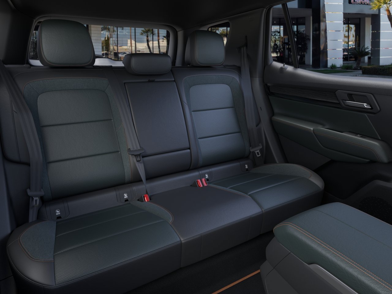 2027 GMC Terrain AT4 - Photo 17