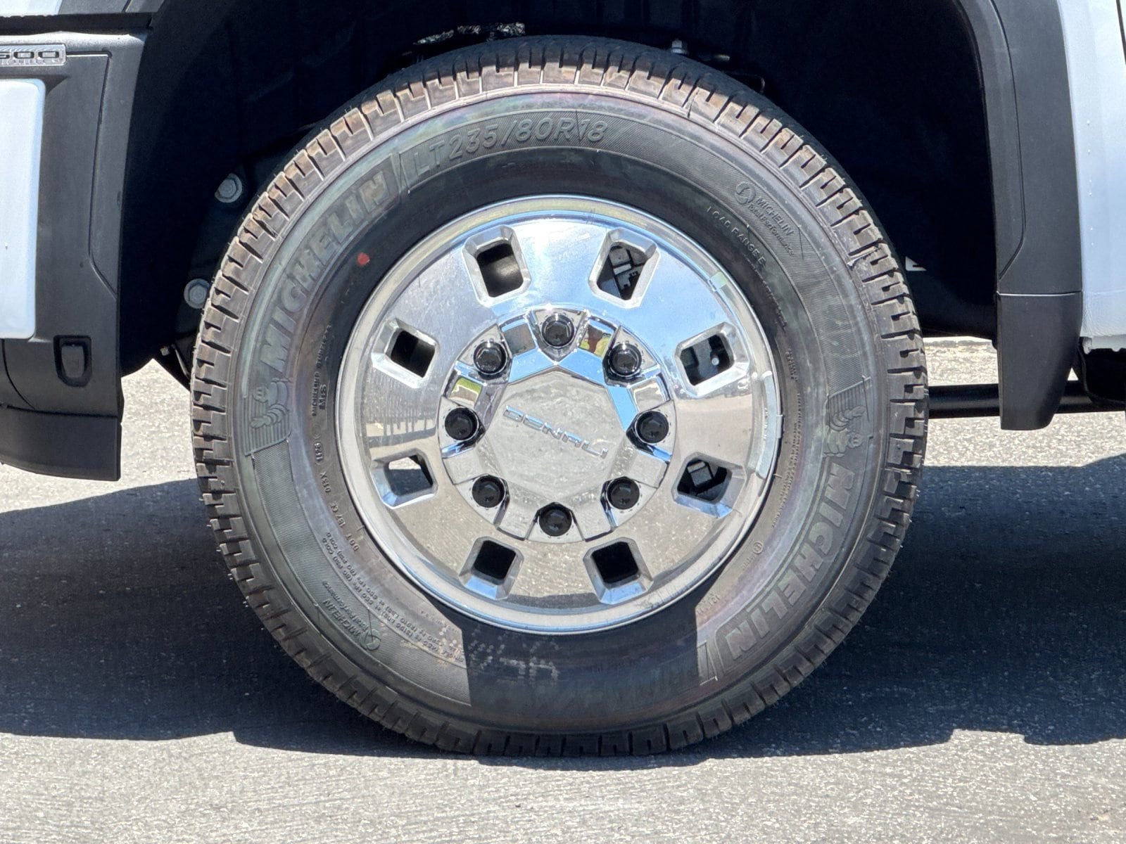 2026 GMC Sierra 3500HD Denali - Photo 23