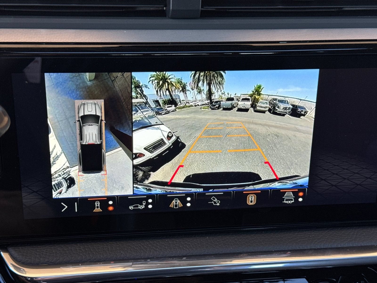2026 GMC Sierra 3500HD Denali - Photo 17