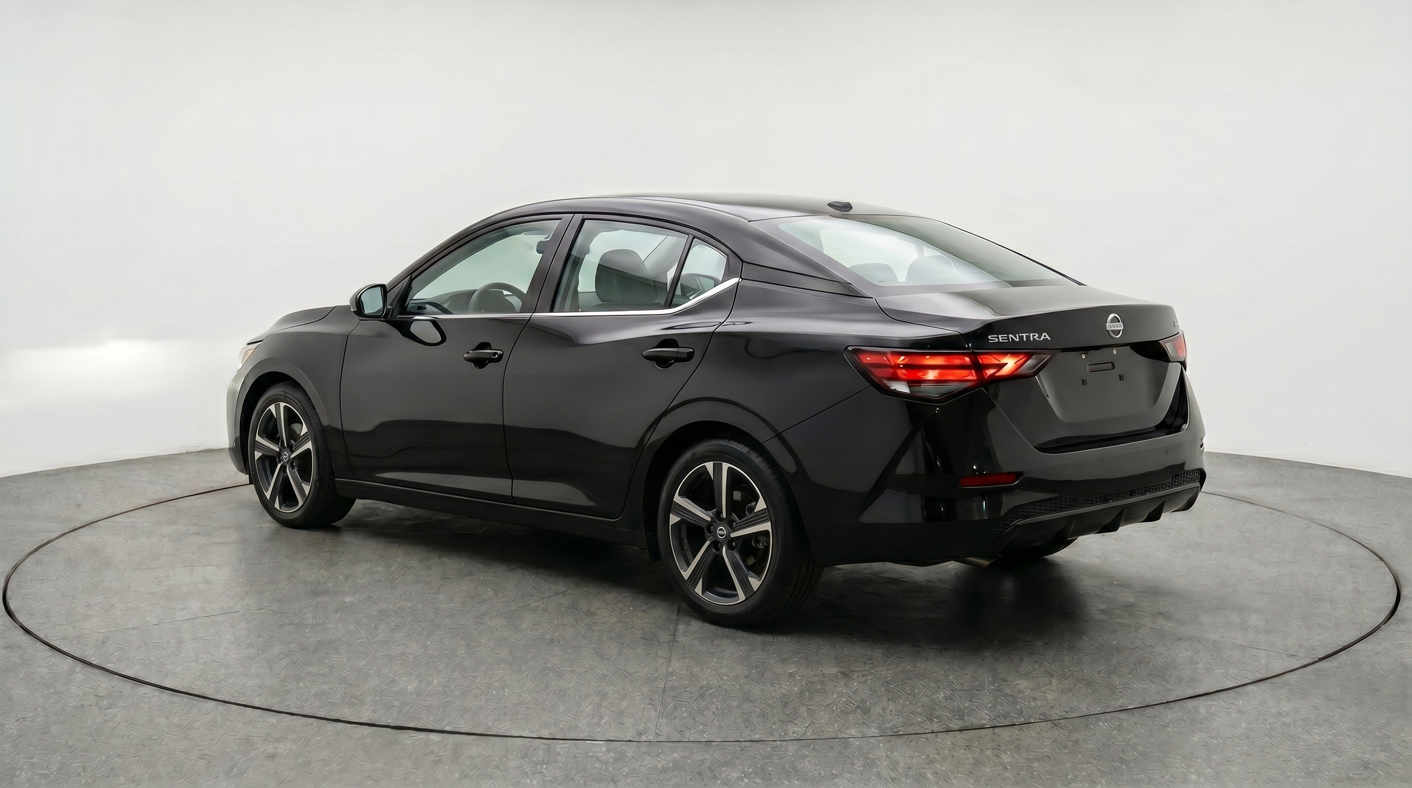 Thumbnail: 2025 Nissan Sentra - 6