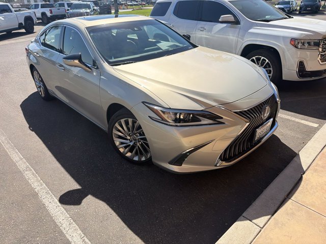 Used 2019 Lexus ES ES 300h Luxury Sedan