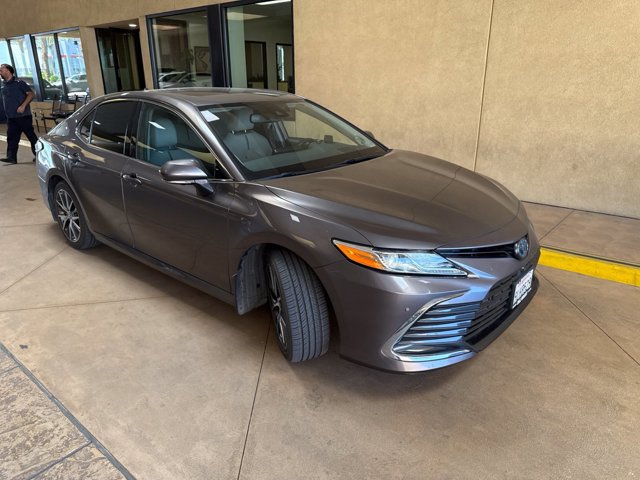Used 2024 Toyota Camry Hybrid XLE Sedan