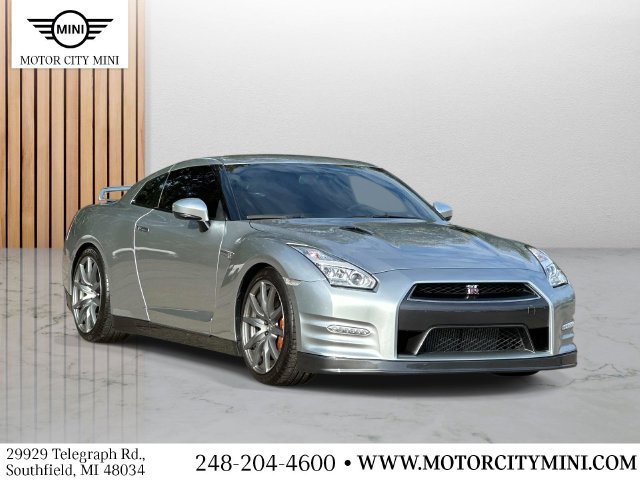 2016 Nissan GT-R Premium
