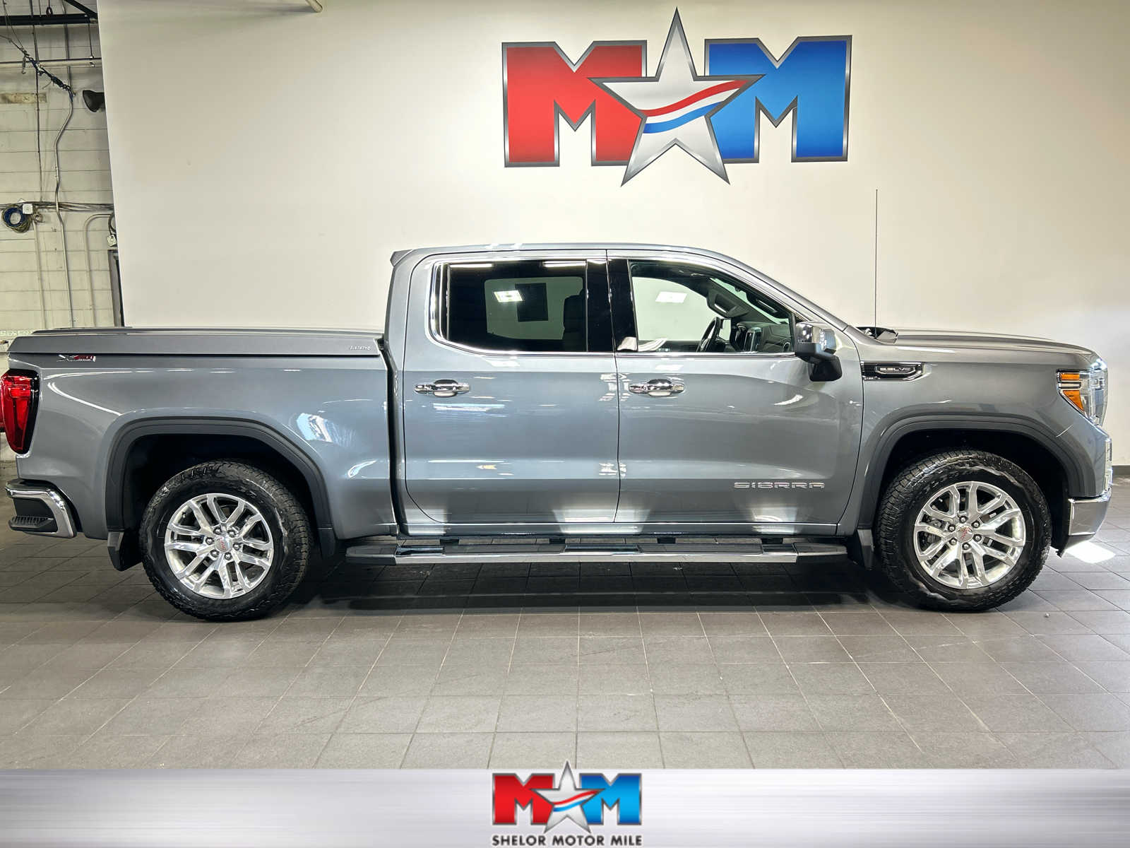 2021 GMC Sierra 1500 SLT
