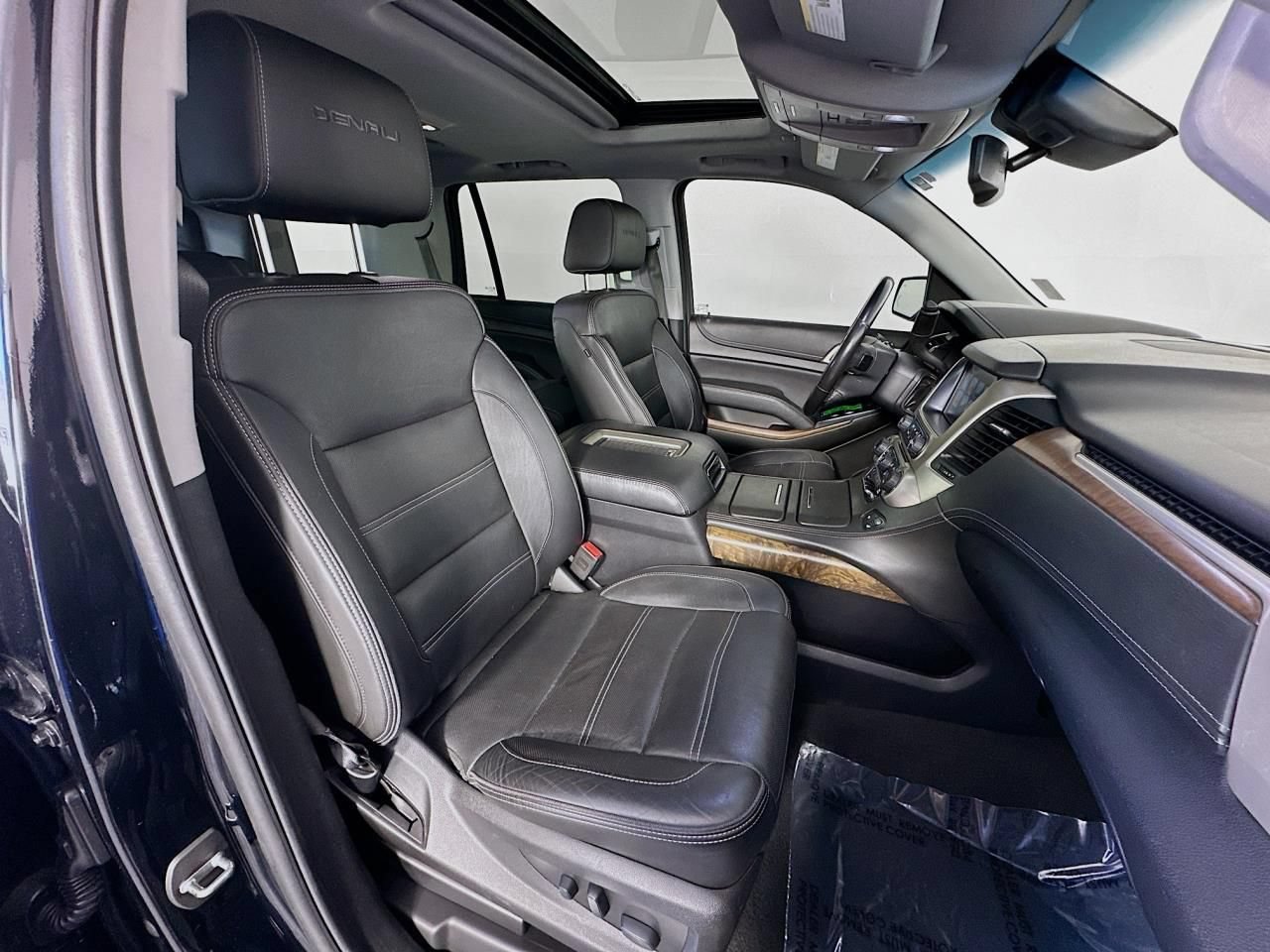 2019 GMC Yukon Denali - Photo 34