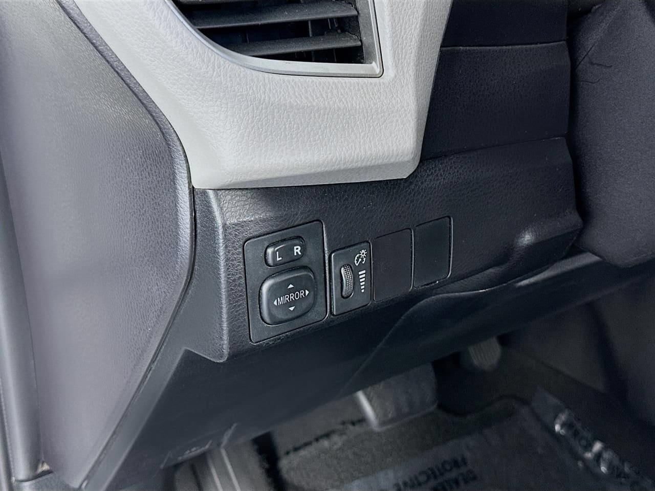 2016 Toyota Corolla LE Plus - Photo 25
