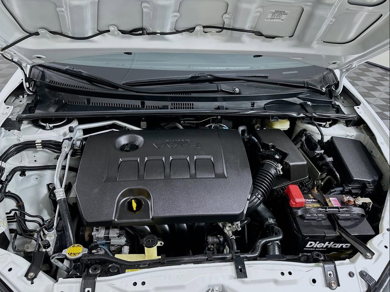 2016 Toyota Corolla LE Plus - Photo 17