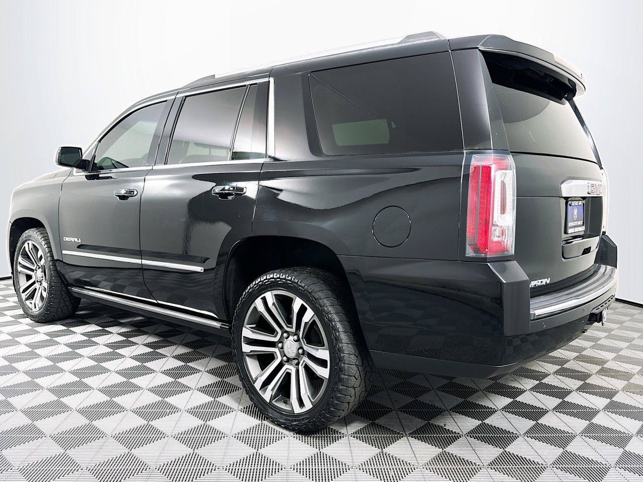 2019 GMC Yukon Denali - Photo 7