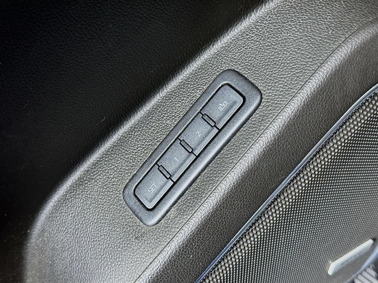 2019 GMC Yukon Denali - Photo 22