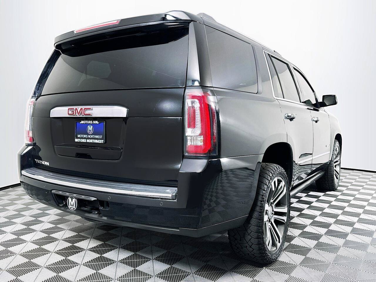 2019 GMC Yukon Denali - Photo 26
