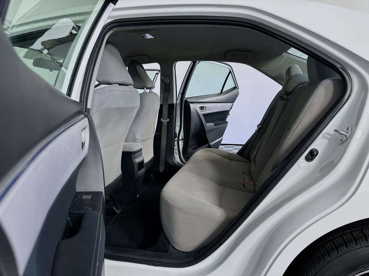 2016 Toyota Corolla LE Plus - Photo 26
