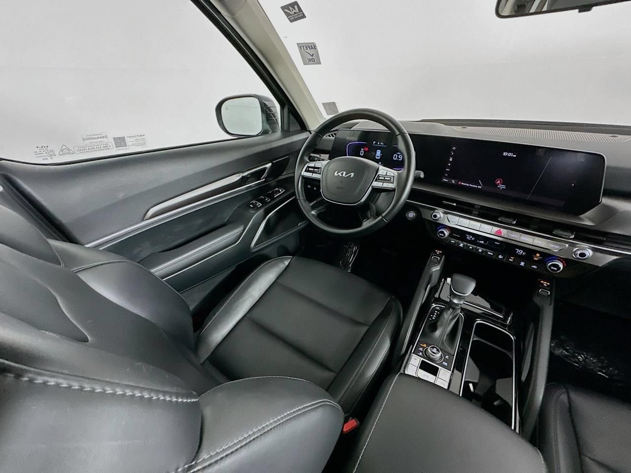 2025 Kia Telluride S - Photo 11