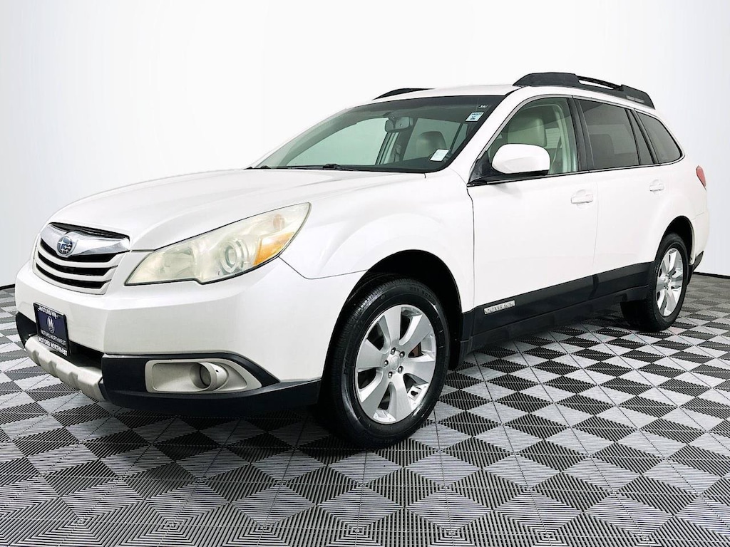 Used 2010 Subaru Outback 3.6R Limited SUV