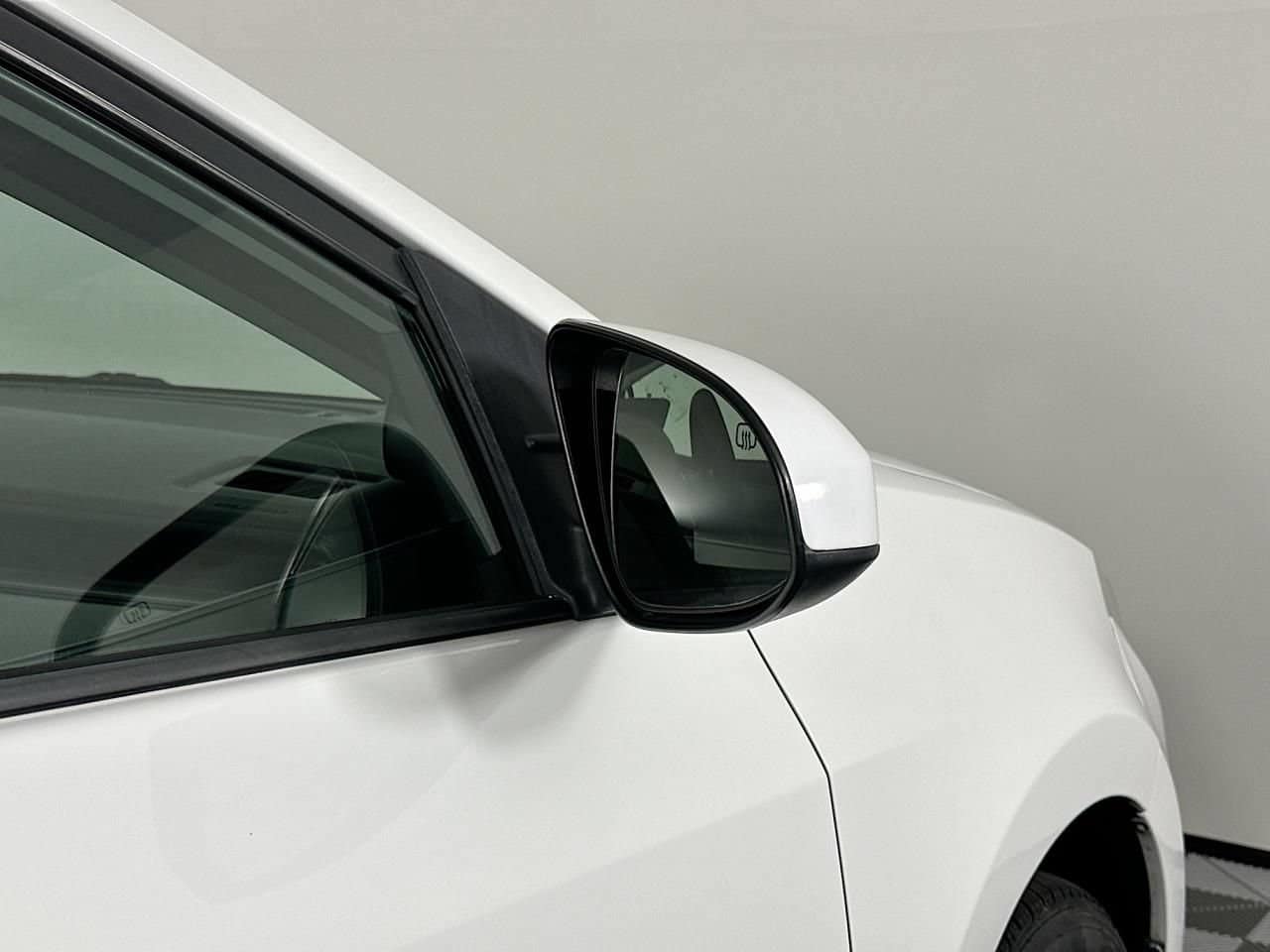2016 Toyota Corolla LE Plus - Photo 16
