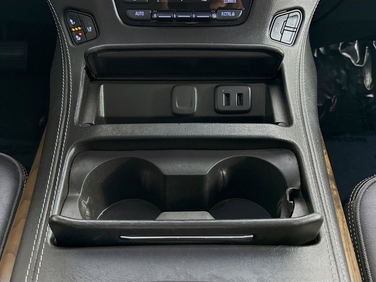 2019 GMC Yukon Denali - Photo 16
