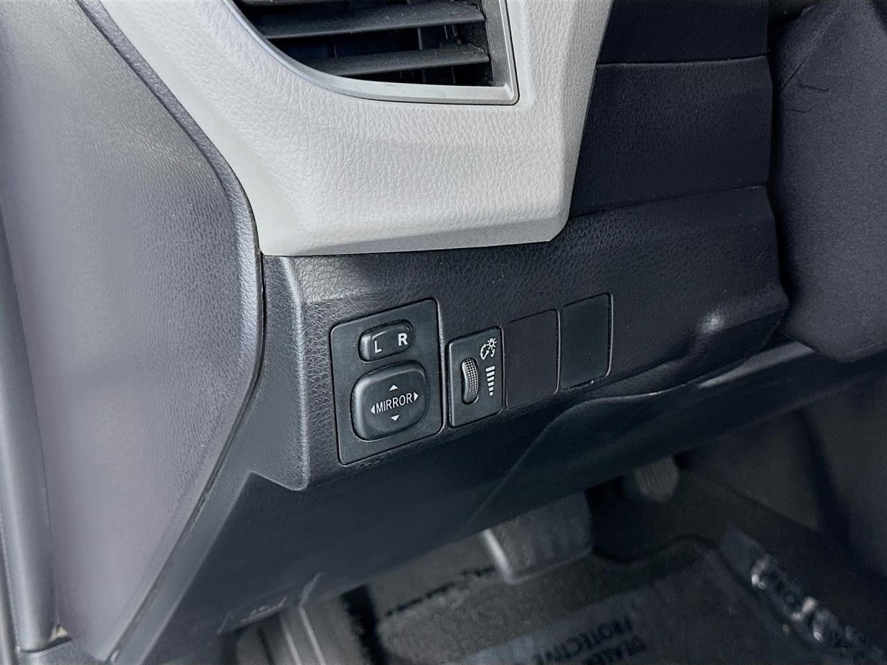 2016 Toyota Corolla LE Plus - Photo 25