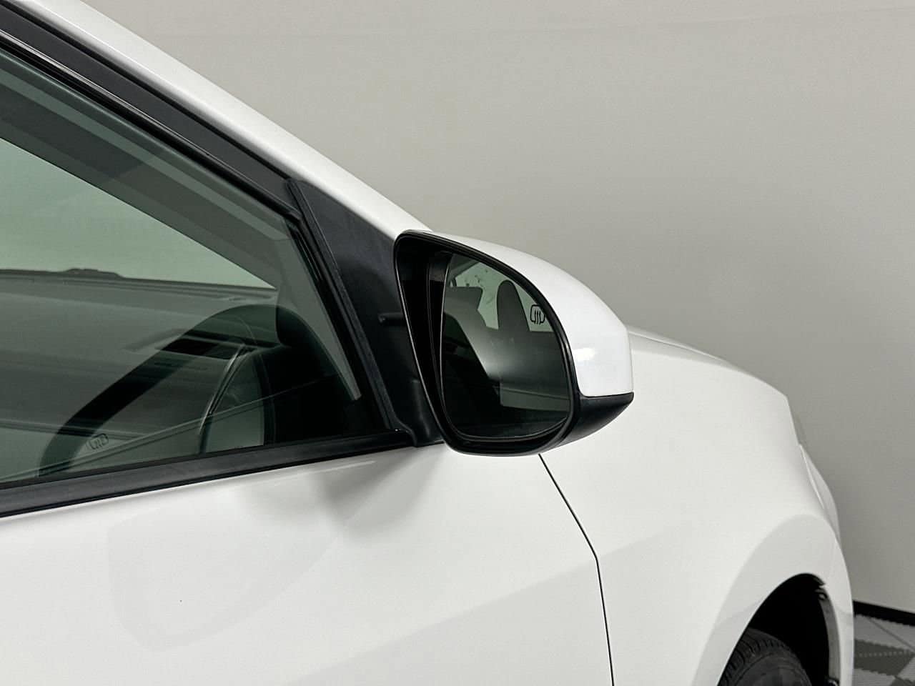 2016 Toyota Corolla LE Plus - Photo 16