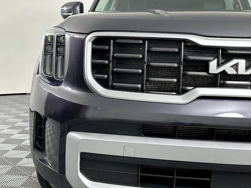 Used 2025 Kia Telluride S SUV