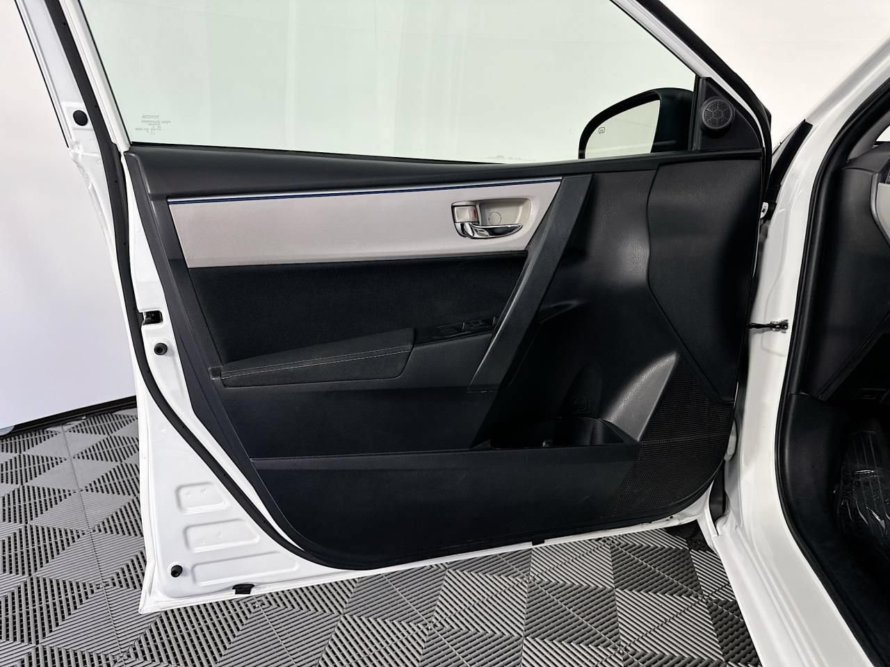 2016 Toyota Corolla LE Plus - Photo 23