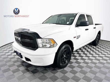 2023 Ram 1500 Classic SLT Truck Crew Cab