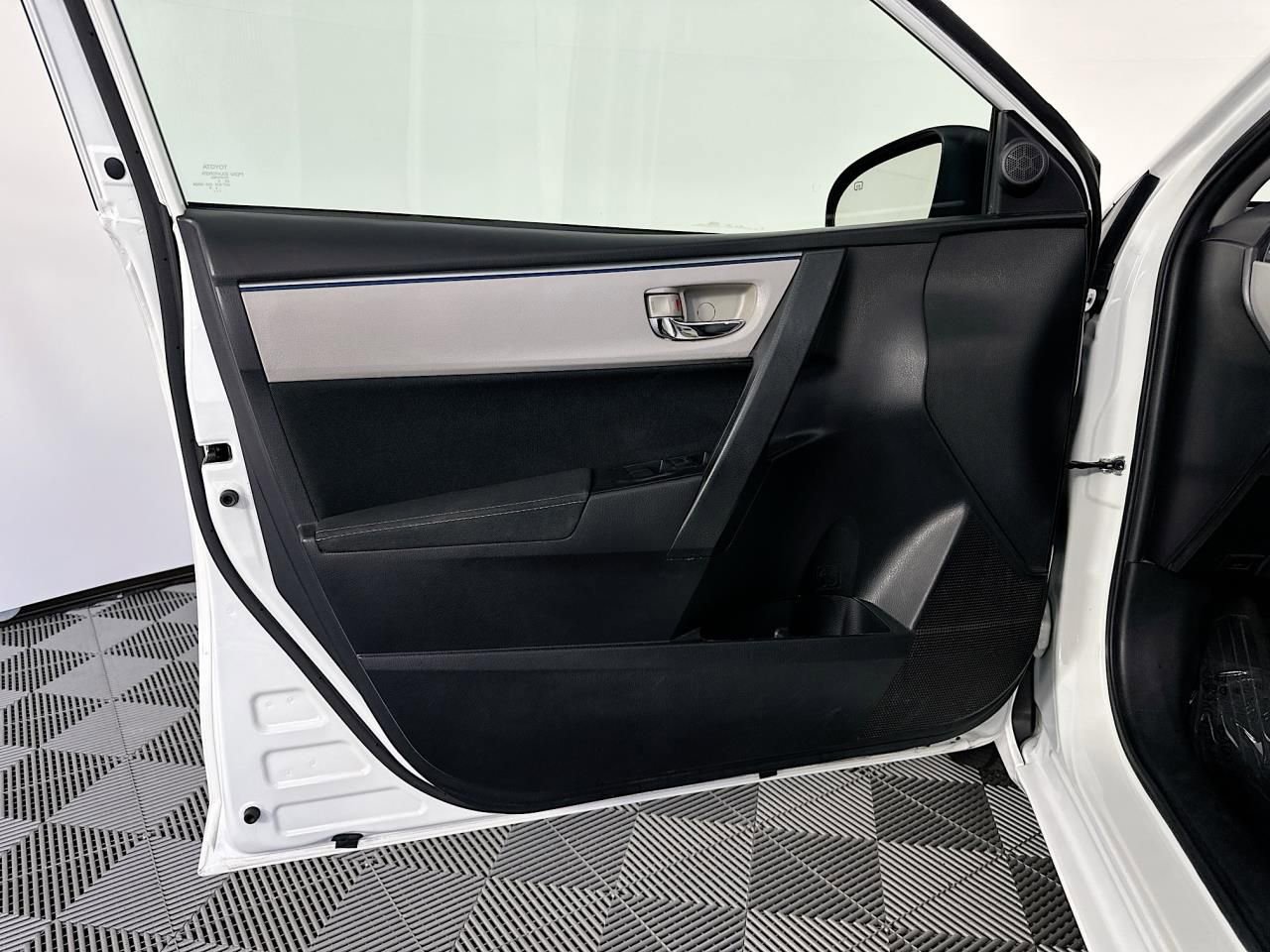 2016 Toyota Corolla LE Plus - Photo 23