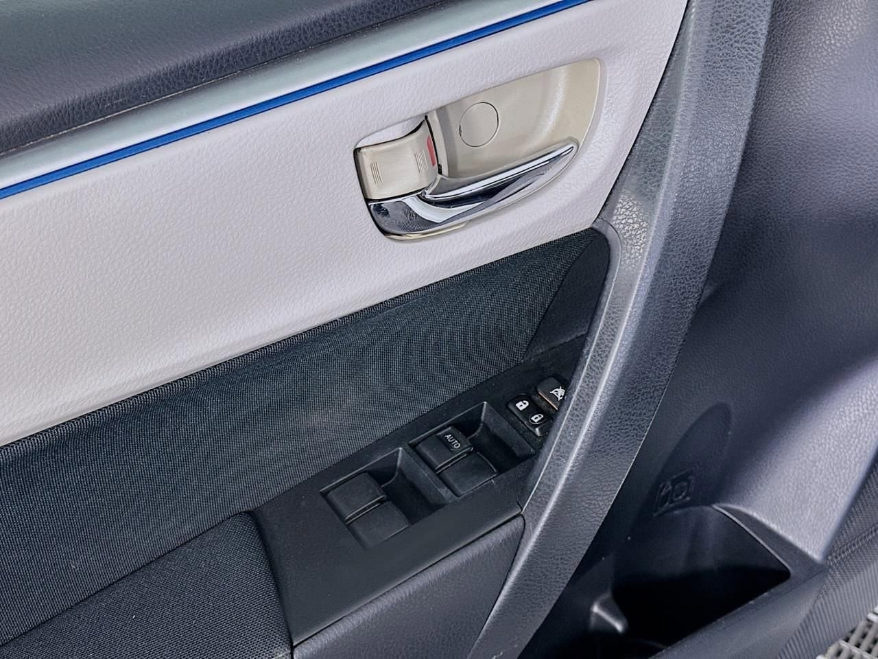 2016 Toyota Corolla LE Plus - Photo 24