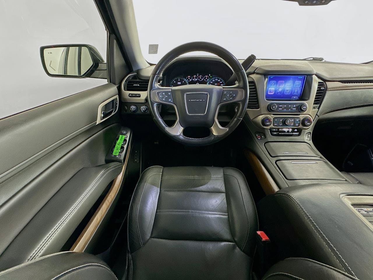 2019 GMC Yukon Denali - Photo 12
