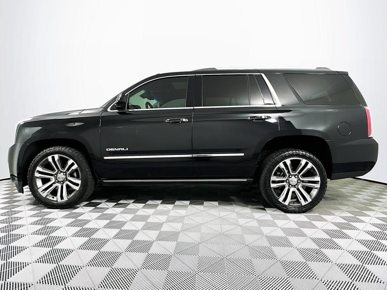 2019 GMC Yukon Denali - Photo 7