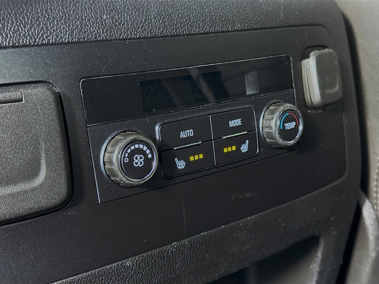 2019 GMC Yukon Denali - Photo 43