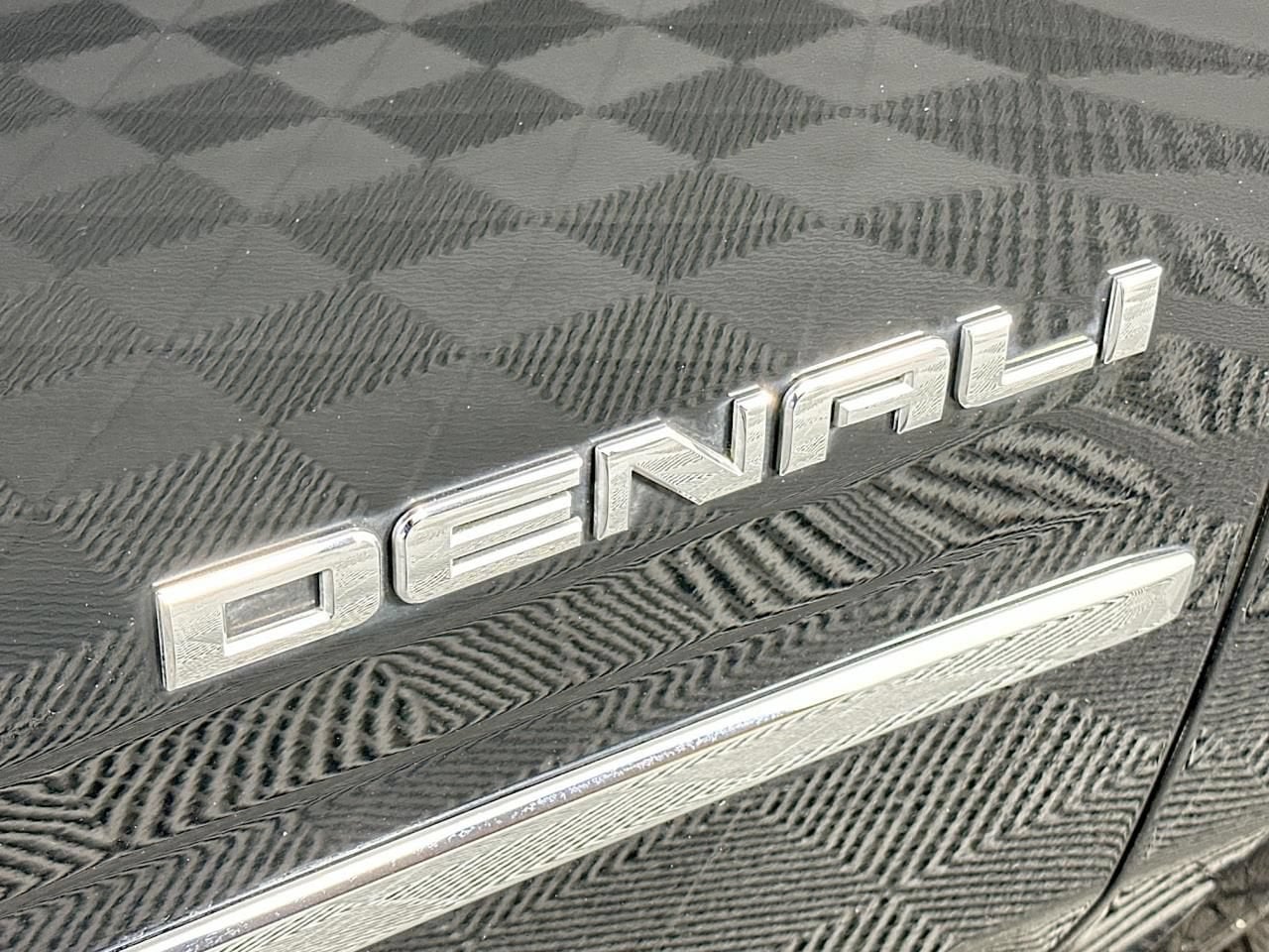 2019 GMC Yukon Denali - Photo 32