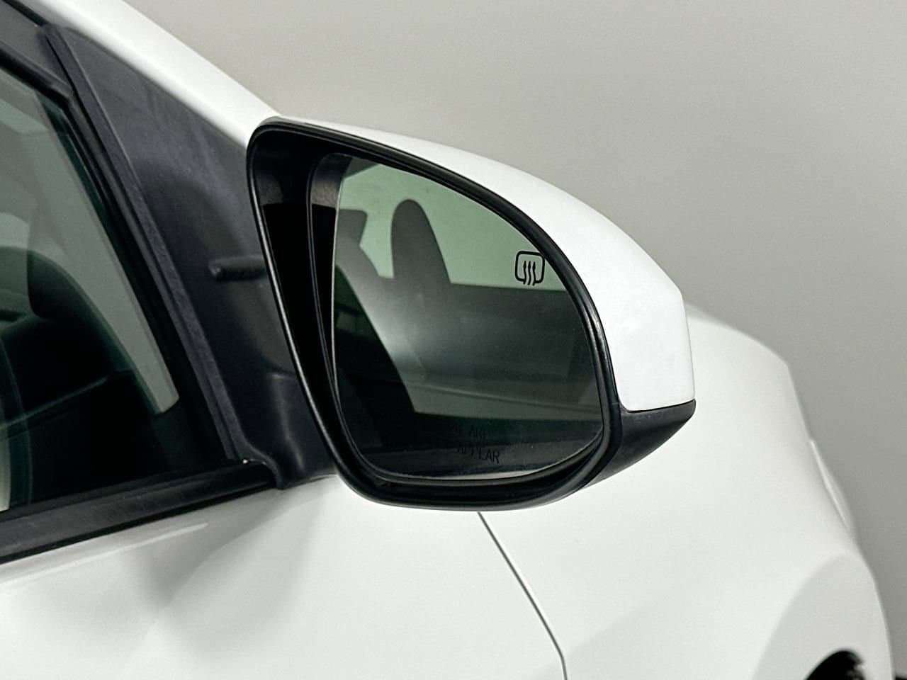 2016 Toyota Corolla LE Plus - Photo 15